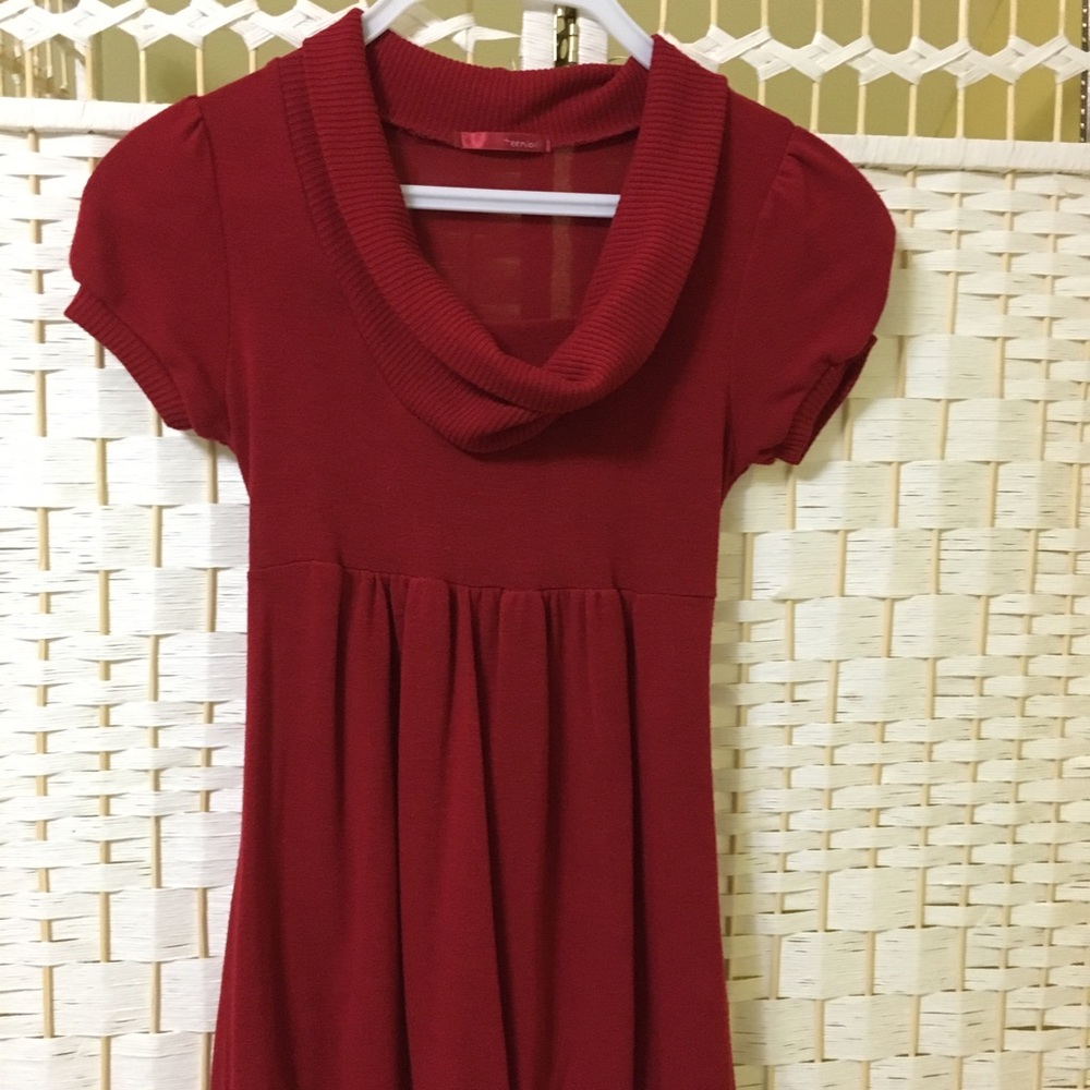 CUTE RED TO